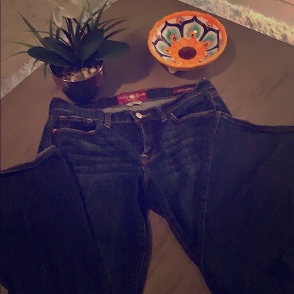 Lucky Brand Amazing pair of Jeans! - Picture 1 of 3